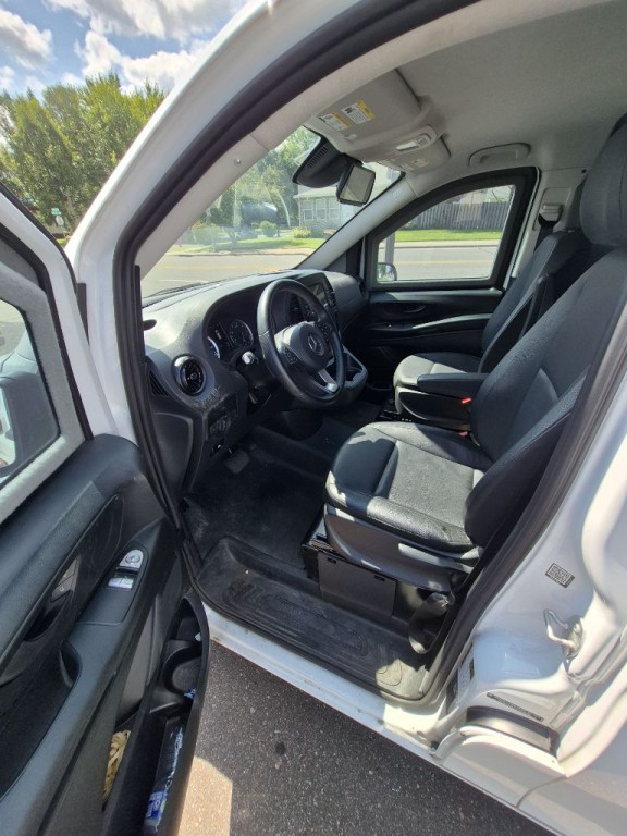 2023 Mercedes-Benz Metris Image 9