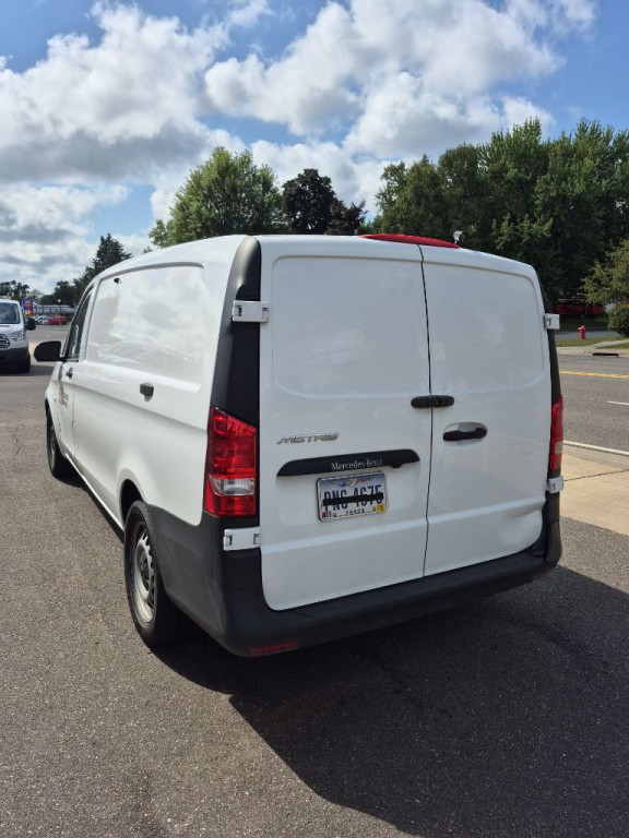 2023 Mercedes-Benz Metris Image 5