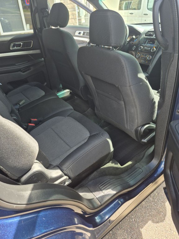 2017 Ford Explorer Image 12