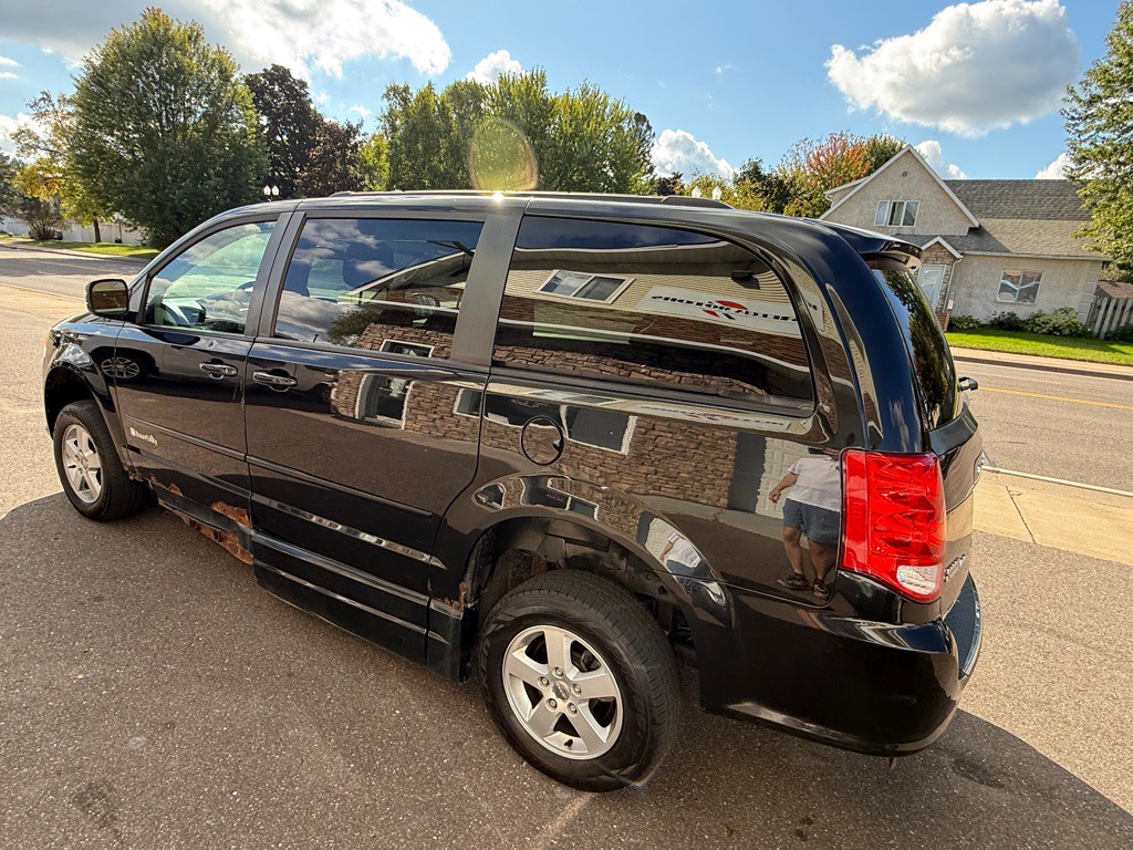 2012 Dodge Grand Caravan Image 5