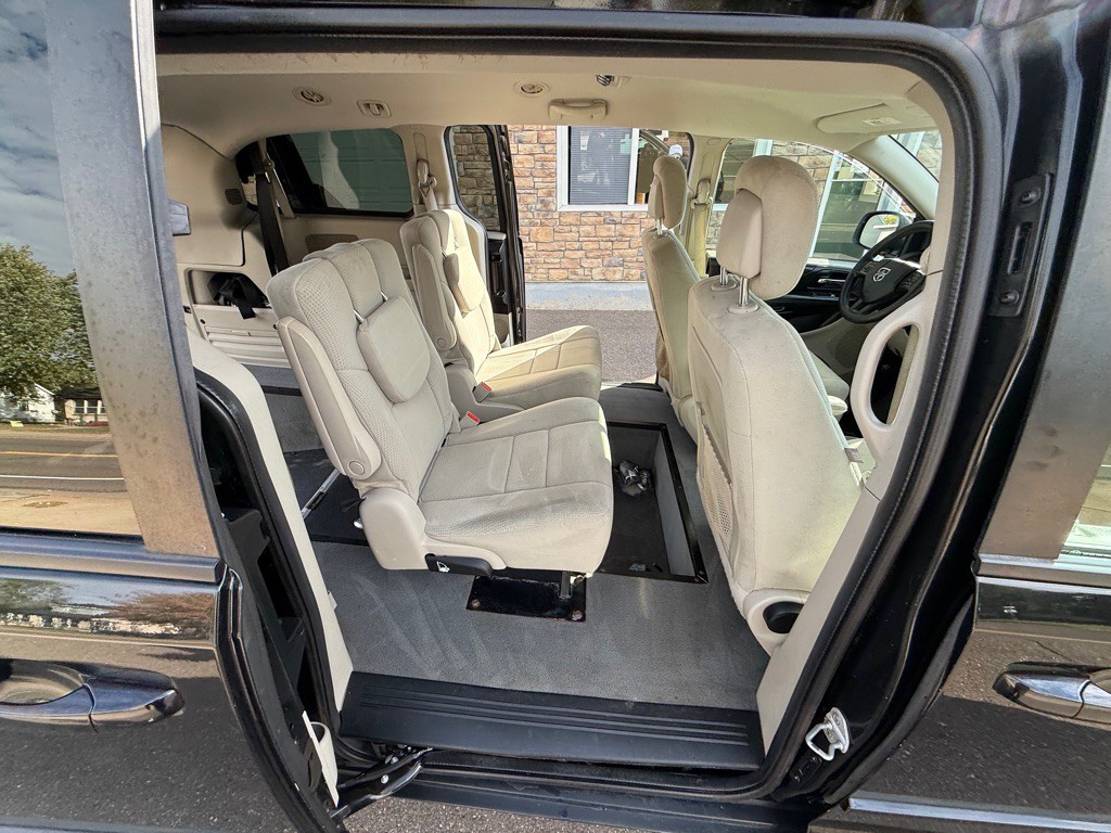 2013 Dodge Grand Caravan Image 26
