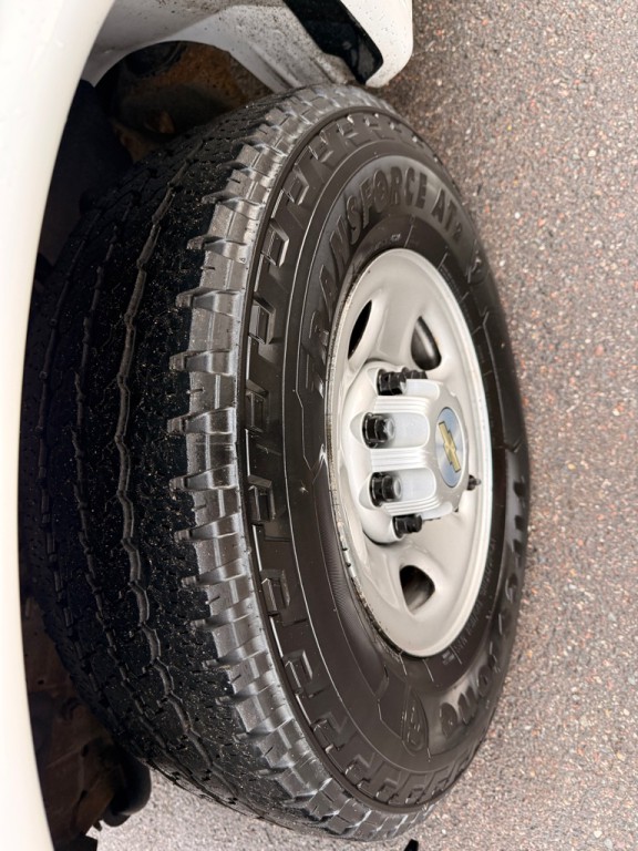 2020 Chevrolet Express Image 9