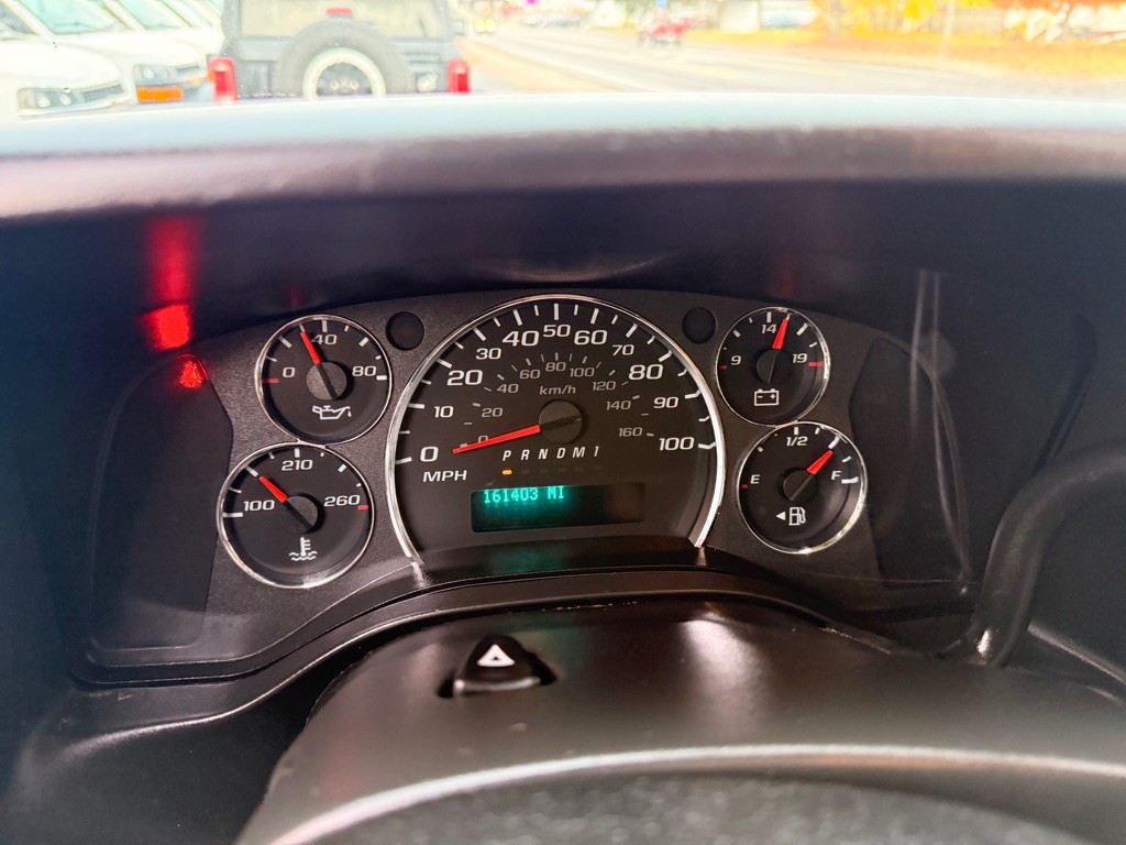 2020 Chevrolet Express Image 21