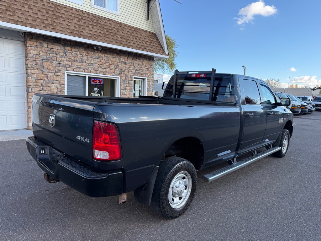 2014 RAM 2500 Image 3