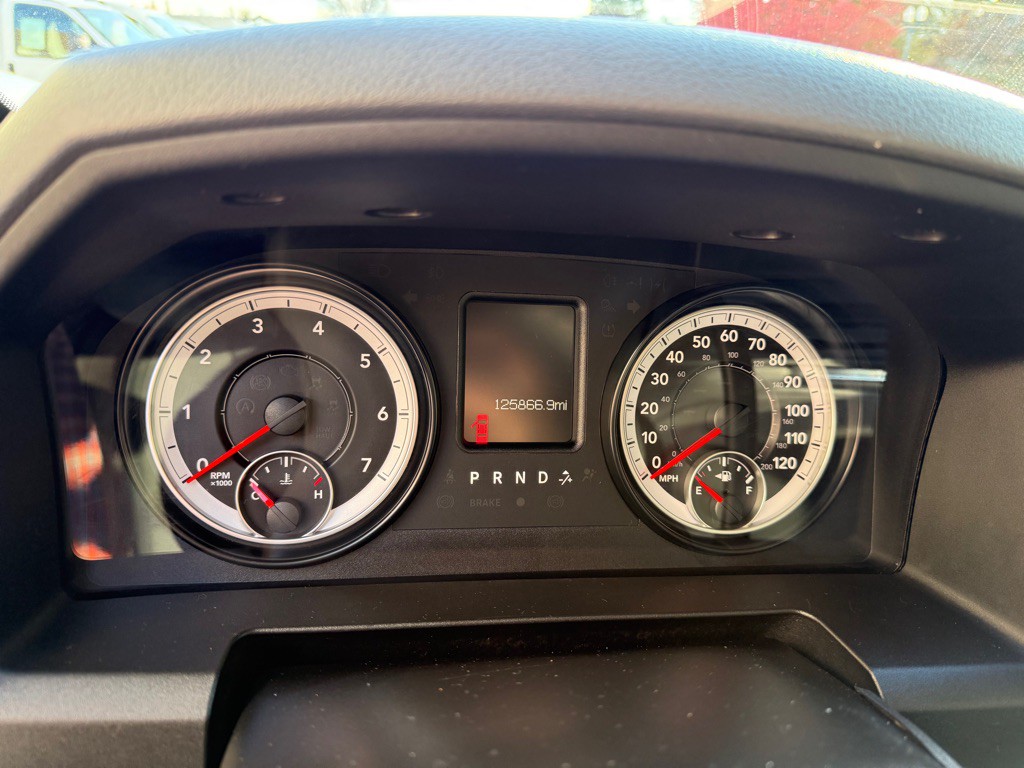 2014 RAM 2500 Image 12