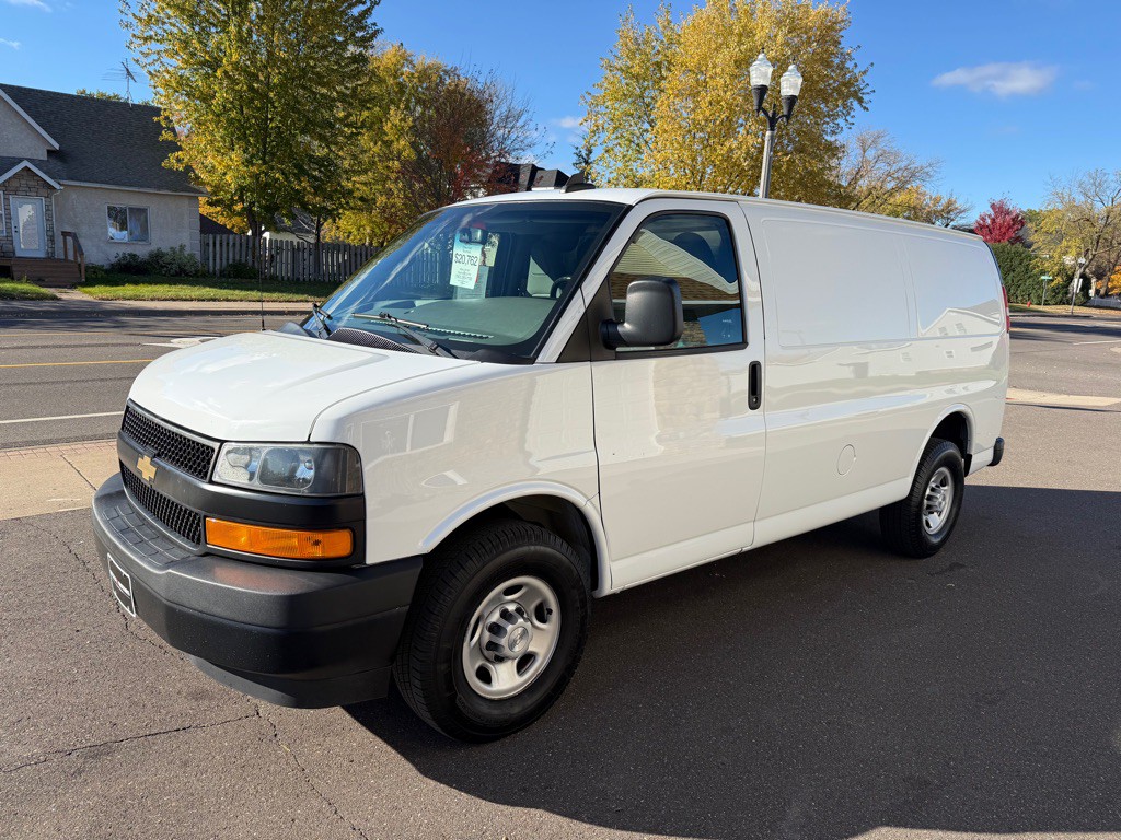 2019 Chevrolet Express Image 7