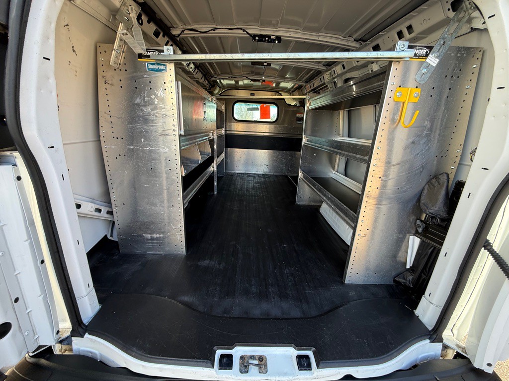 2019 Chevrolet Express Image 11