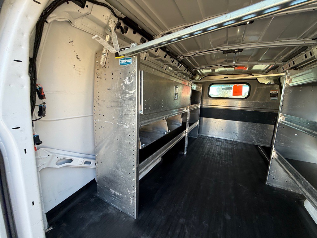 2019 Chevrolet Express Image 12