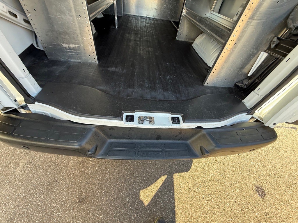 2019 Chevrolet Express Image 14