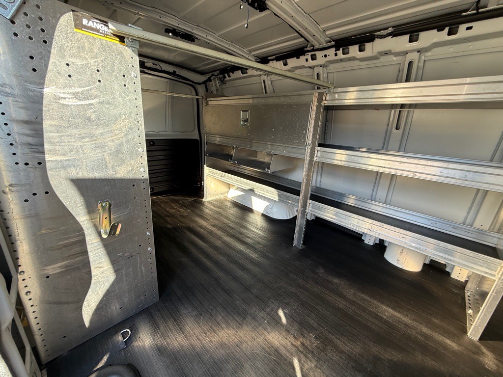 2019 Chevrolet Express Image 19