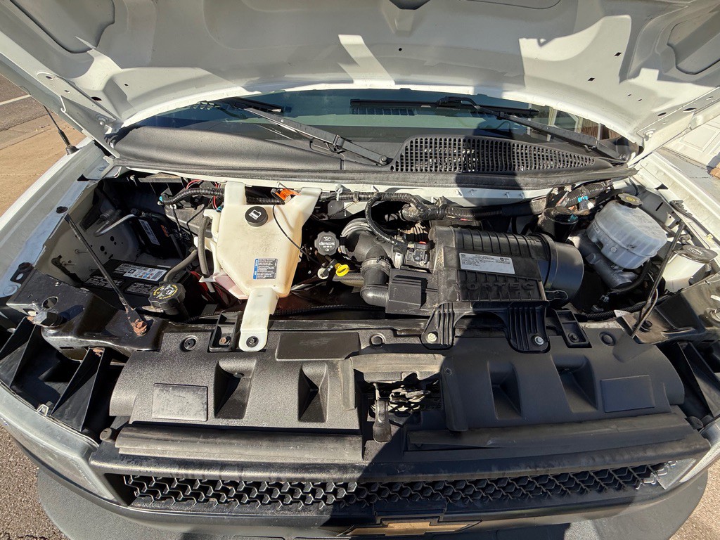 2019 Chevrolet Express Image 27