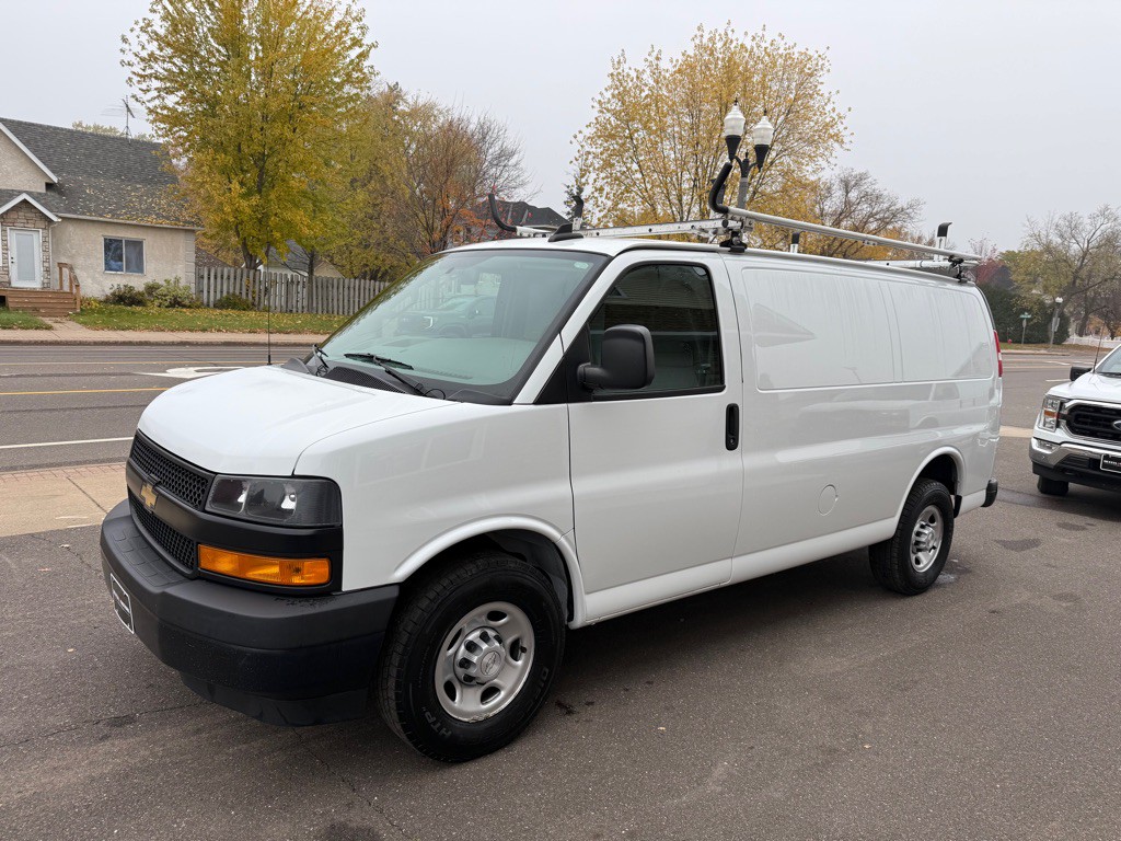 2019 Chevrolet Express Image 7