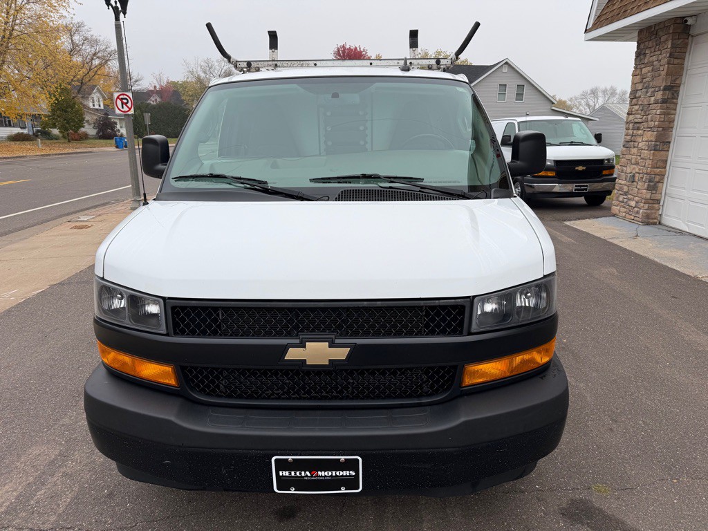 2019 Chevrolet Express Image 8