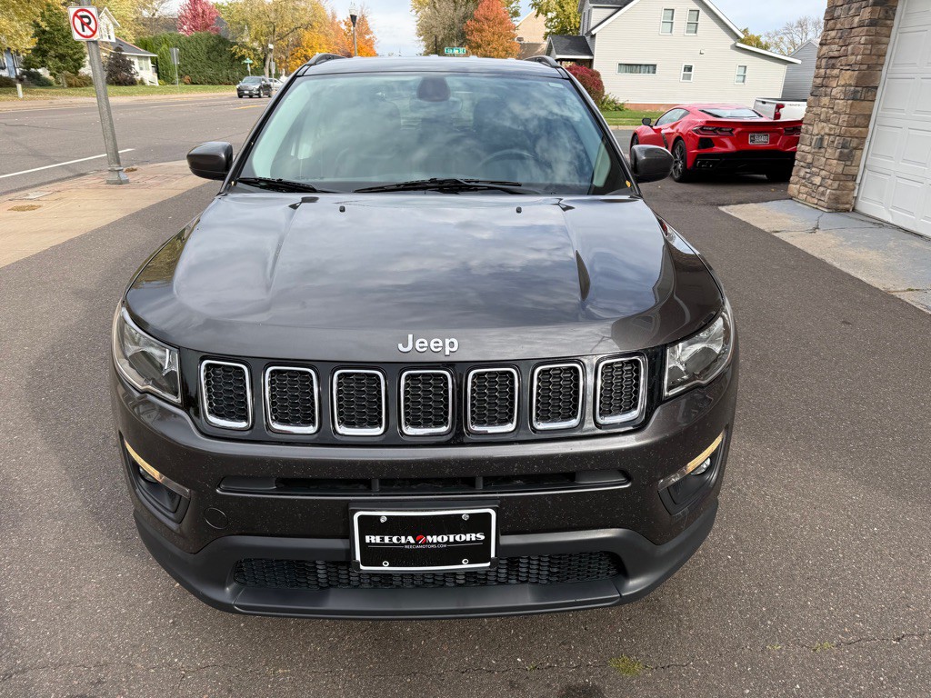 2018 Jeep Compass Image 8