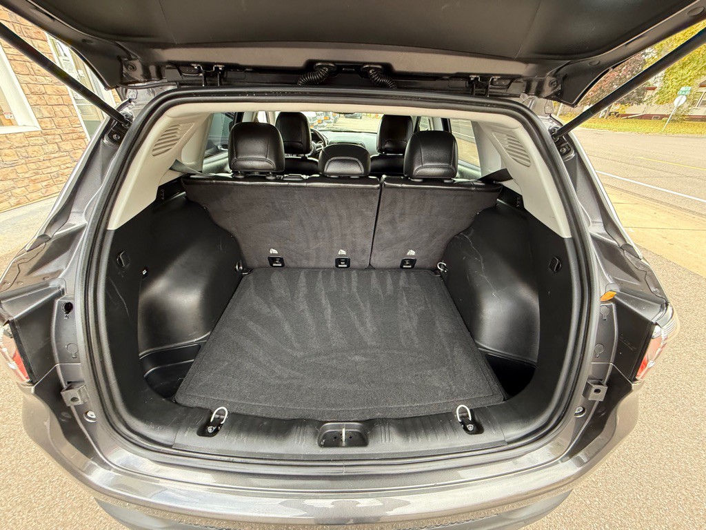 2018 Jeep Compass Image 19