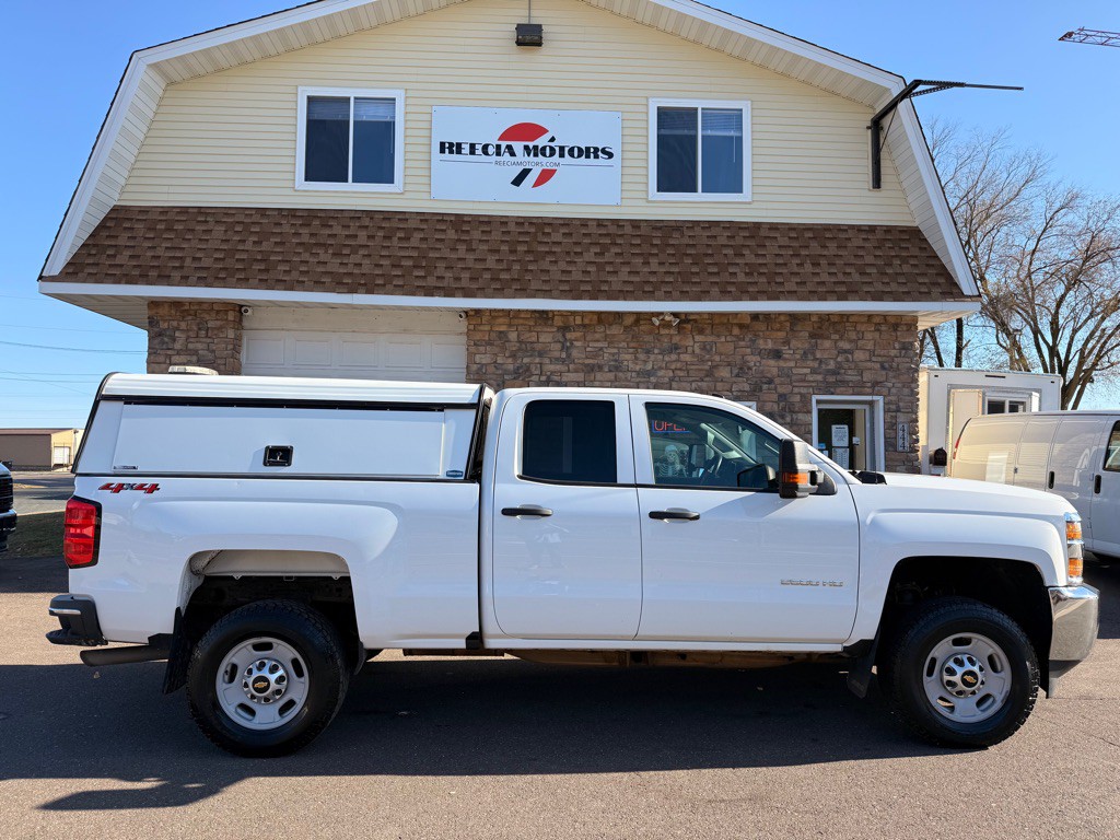 2018 Chevrolet Silverado 1500 Image 2