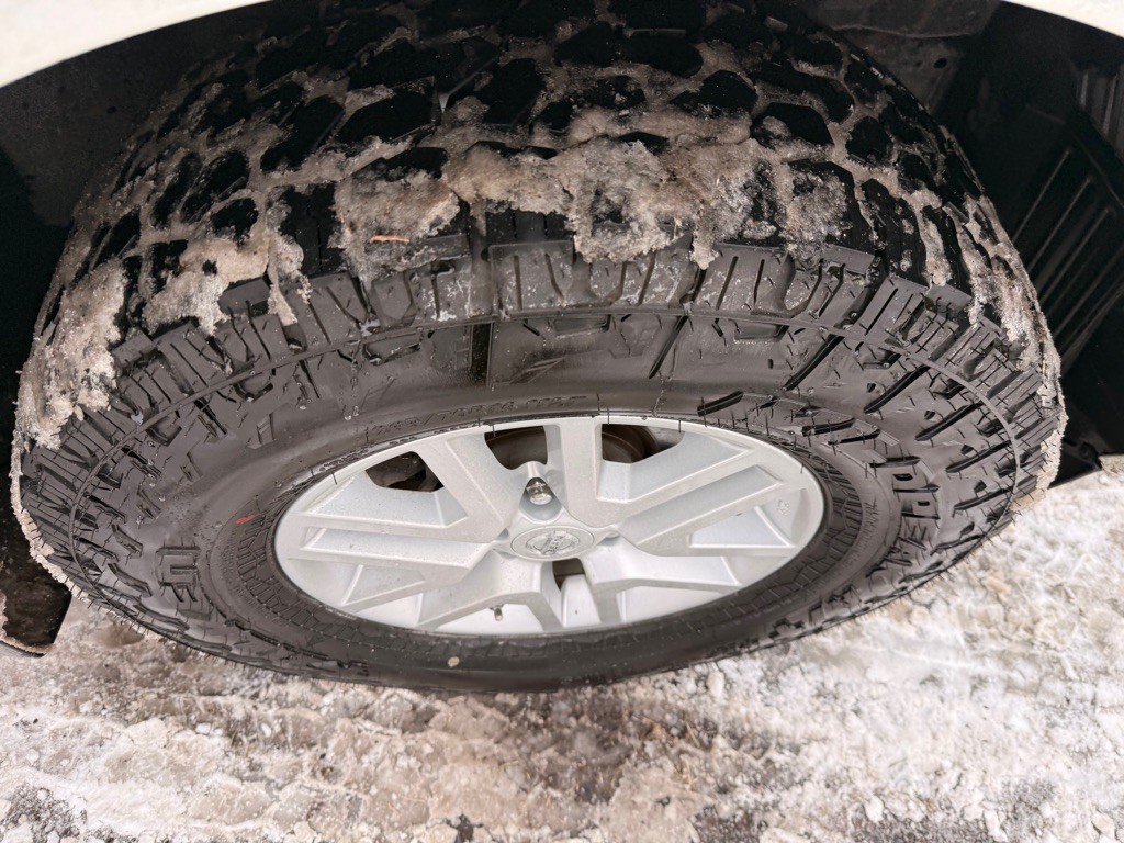 2018 Nissan Frontier Image 18