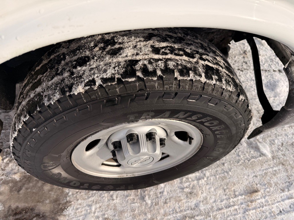 2018 Chevrolet Express Image 14