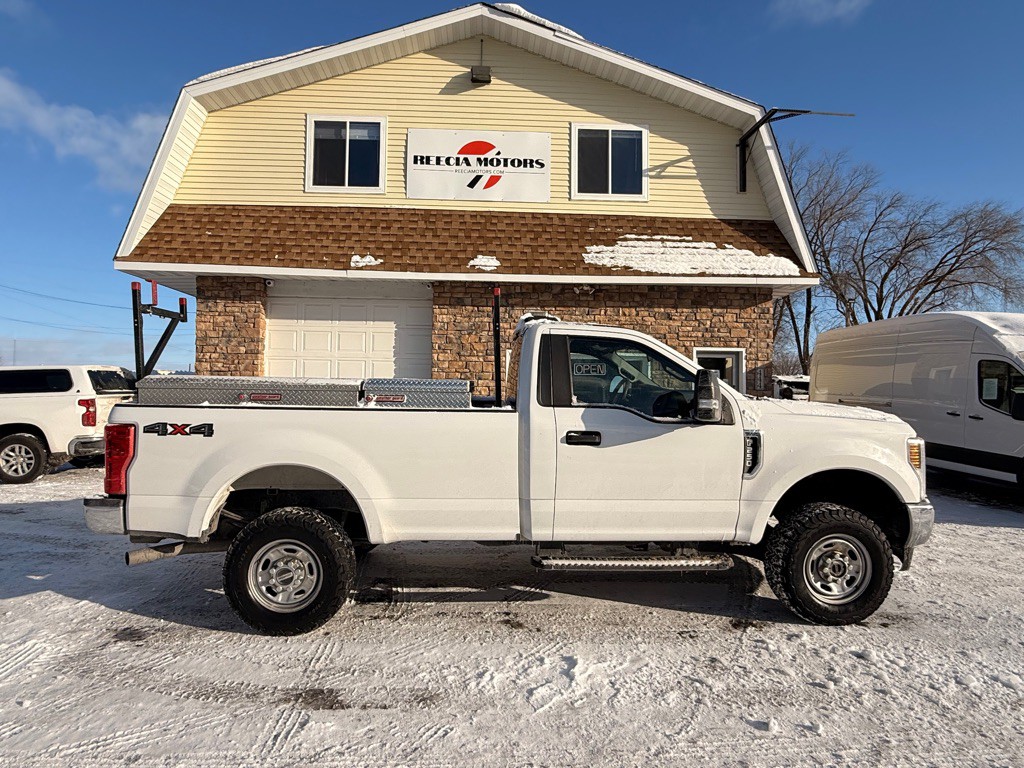 2019 Ford F-250 Image 2