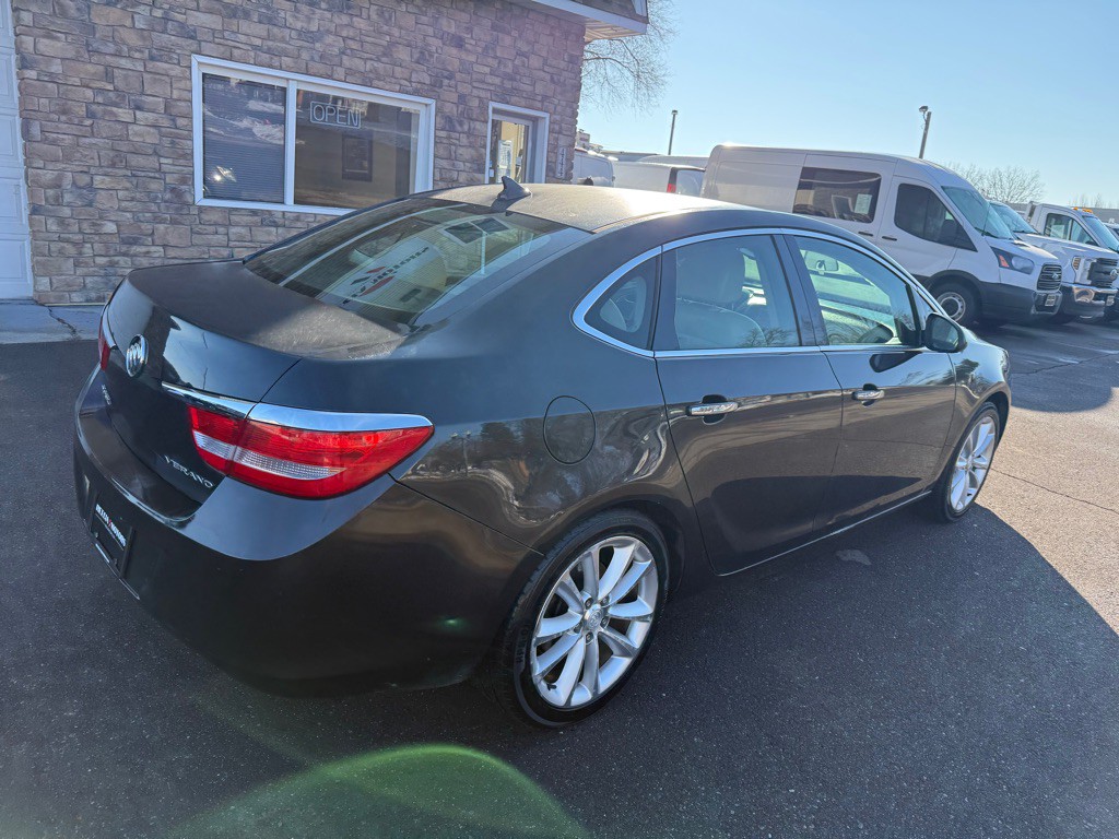 2012 Buick Verano Image 4