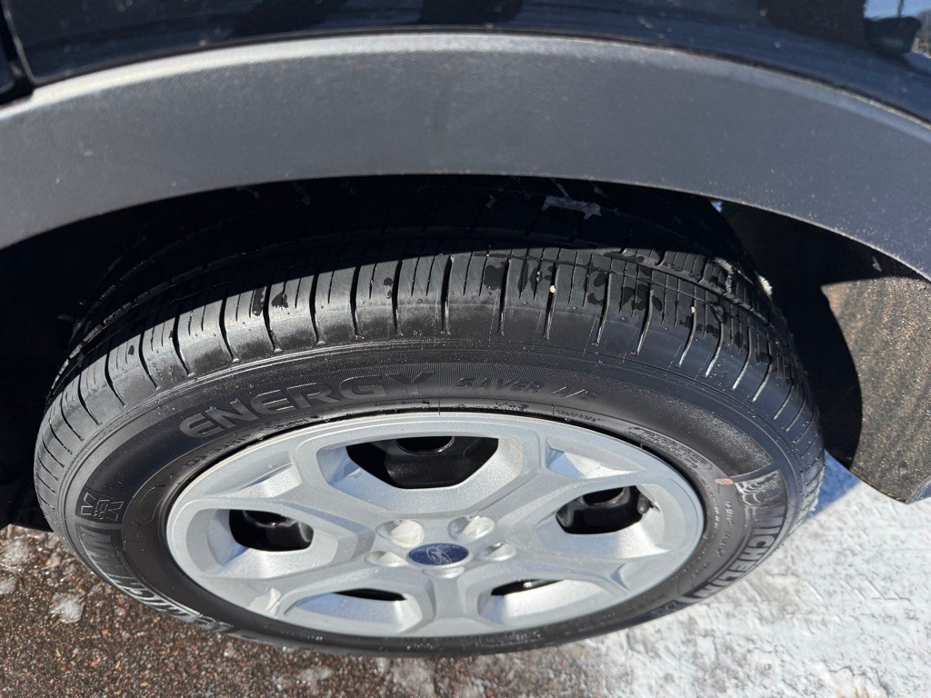 2017 Ford Escape Image 10