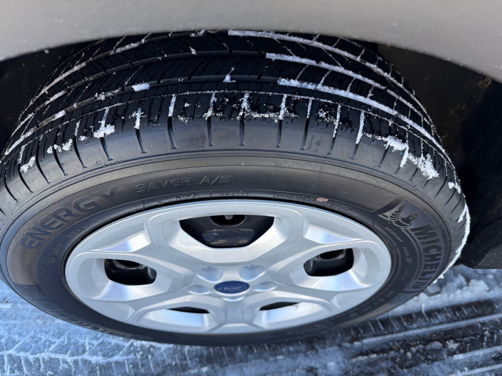 2017 Ford Escape Image 11