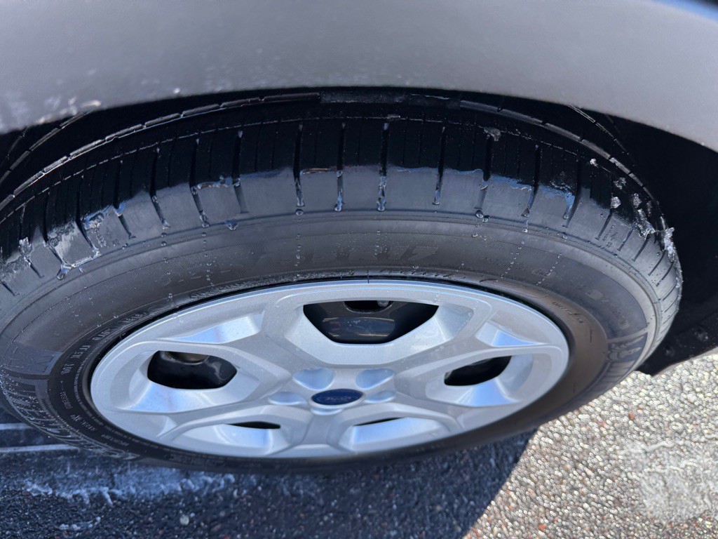 2017 Ford Escape Image 12