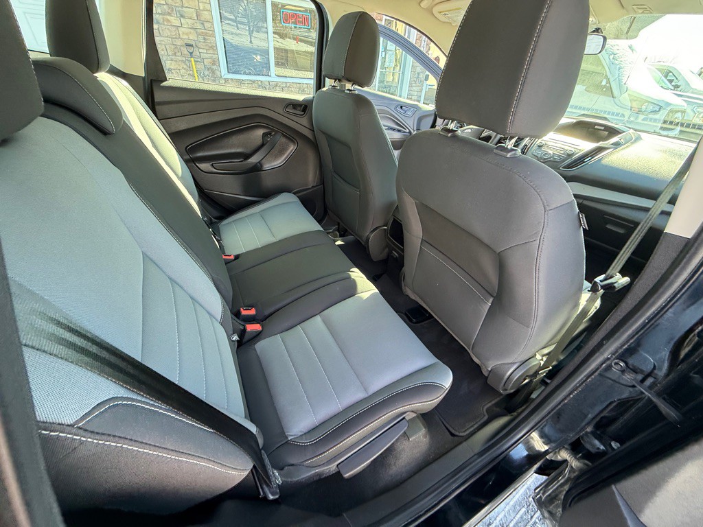 2017 Ford Escape Image 16