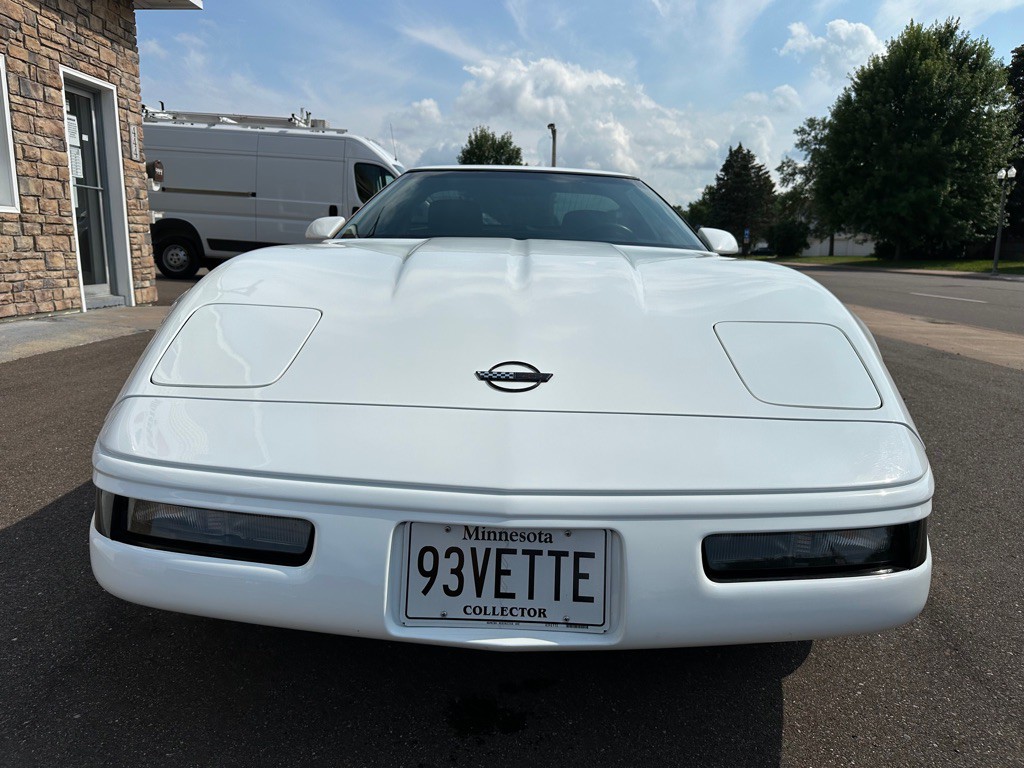 1993 Chevrolet Corvette Image 9