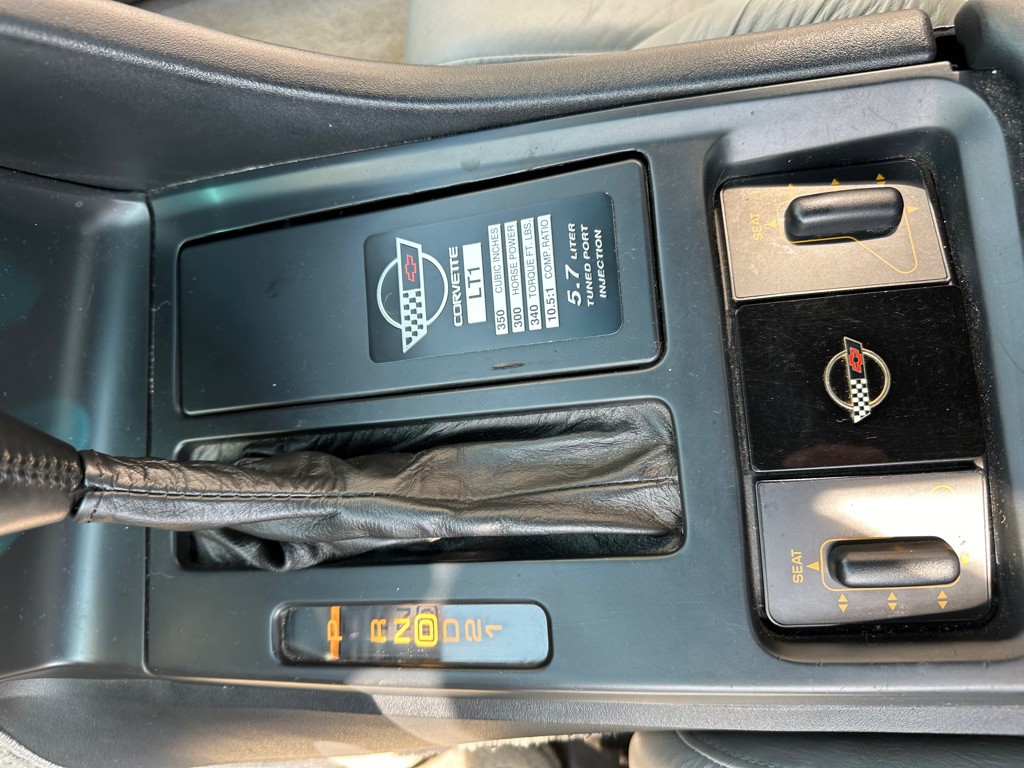 1993 Chevrolet Corvette Image 20