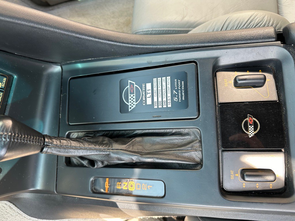 1993 Chevrolet Corvette Image 21