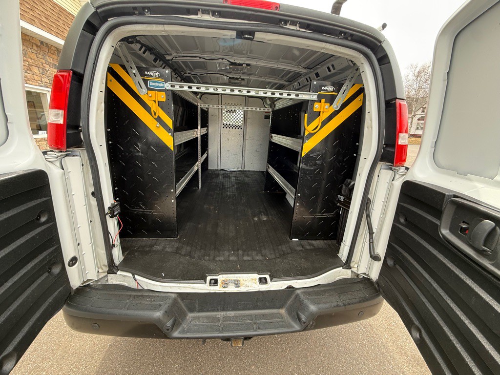 2020 Chevrolet Express Image 11