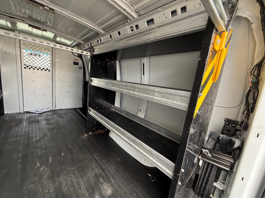 2020 Chevrolet Express Image 13