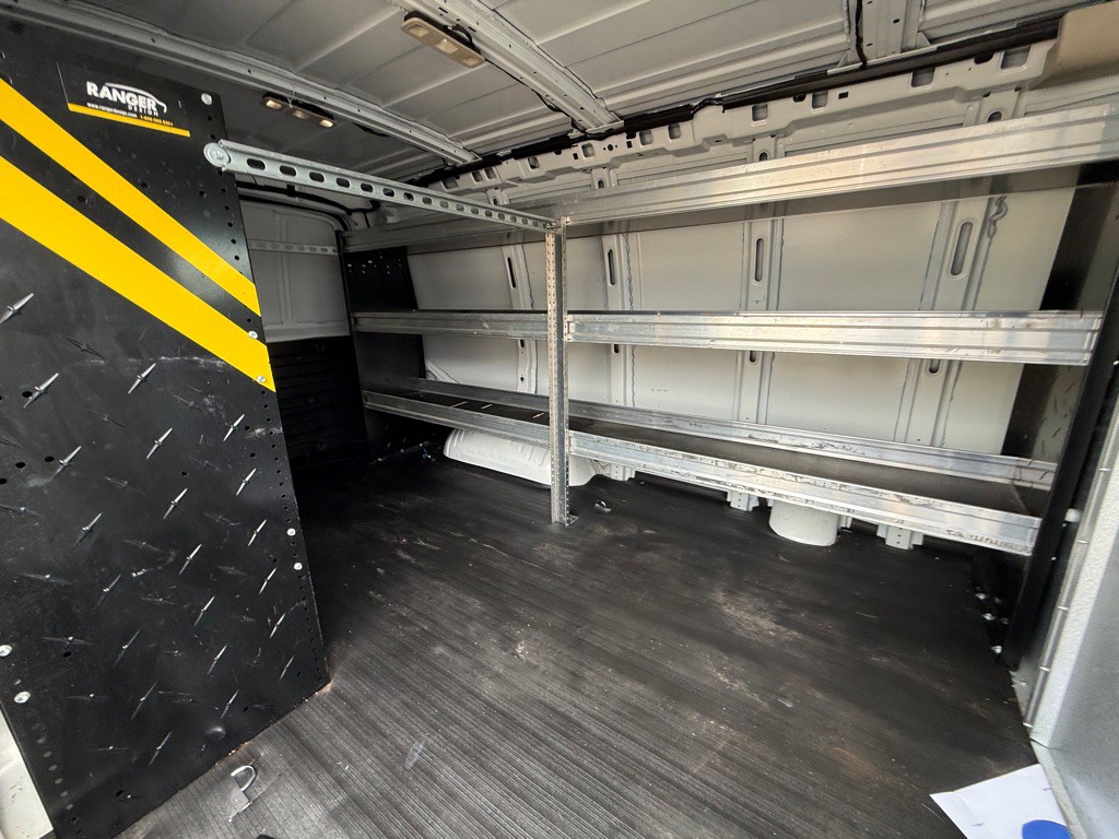 2020 Chevrolet Express Image 17