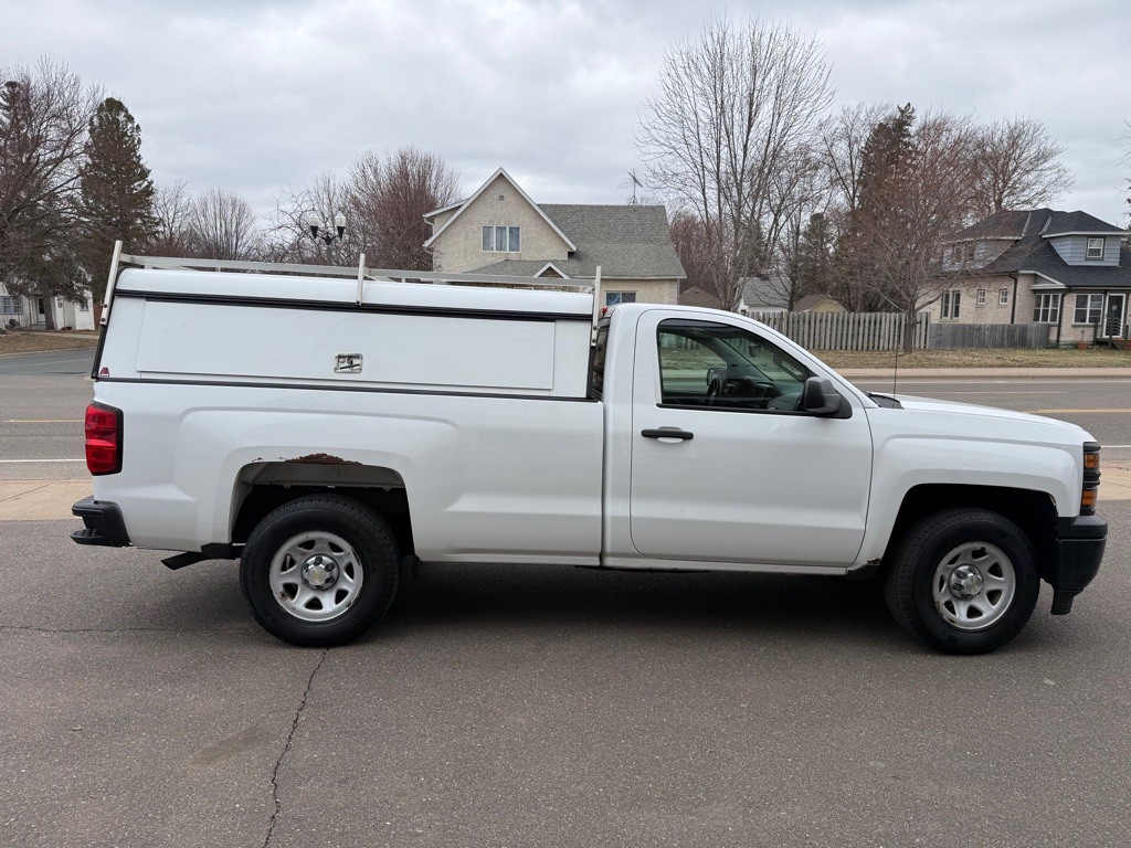 2015 Chevrolet Silverado 1500 Image 2