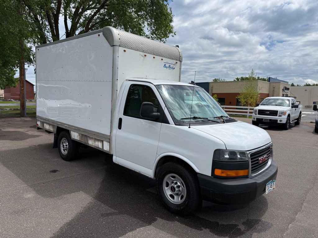 2018 GMC Savana Image 1