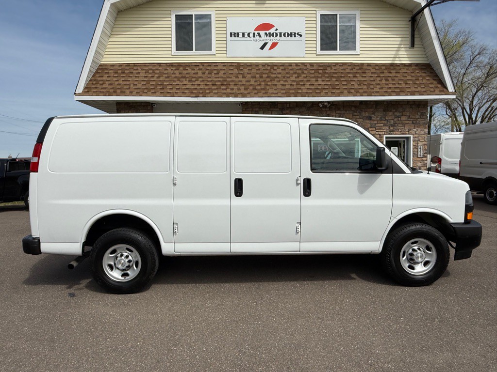 2023 Chevrolet Express Image 2