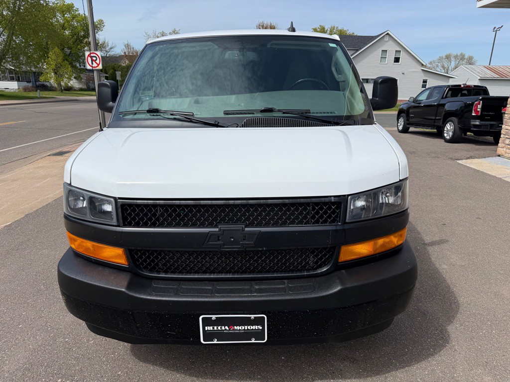 2023 Chevrolet Express Image 8