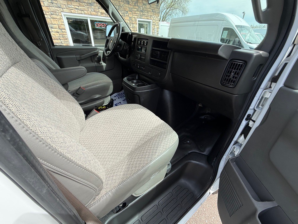 2023 Chevrolet Express Image 16