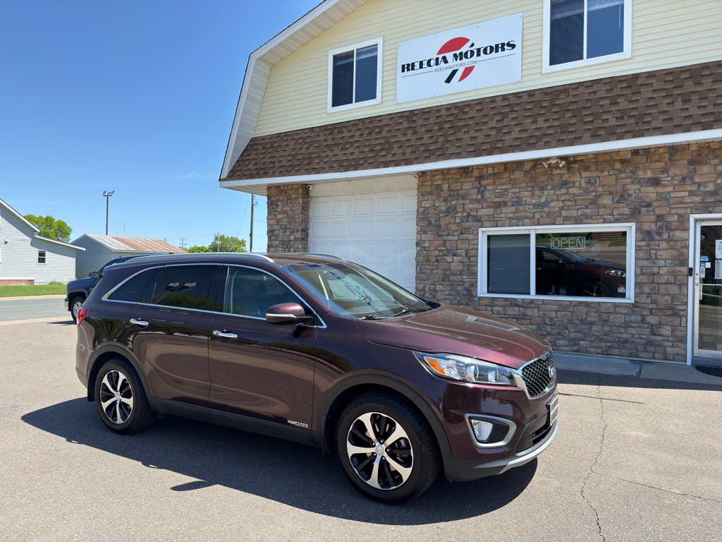 2016 Kia Sorento Image 1