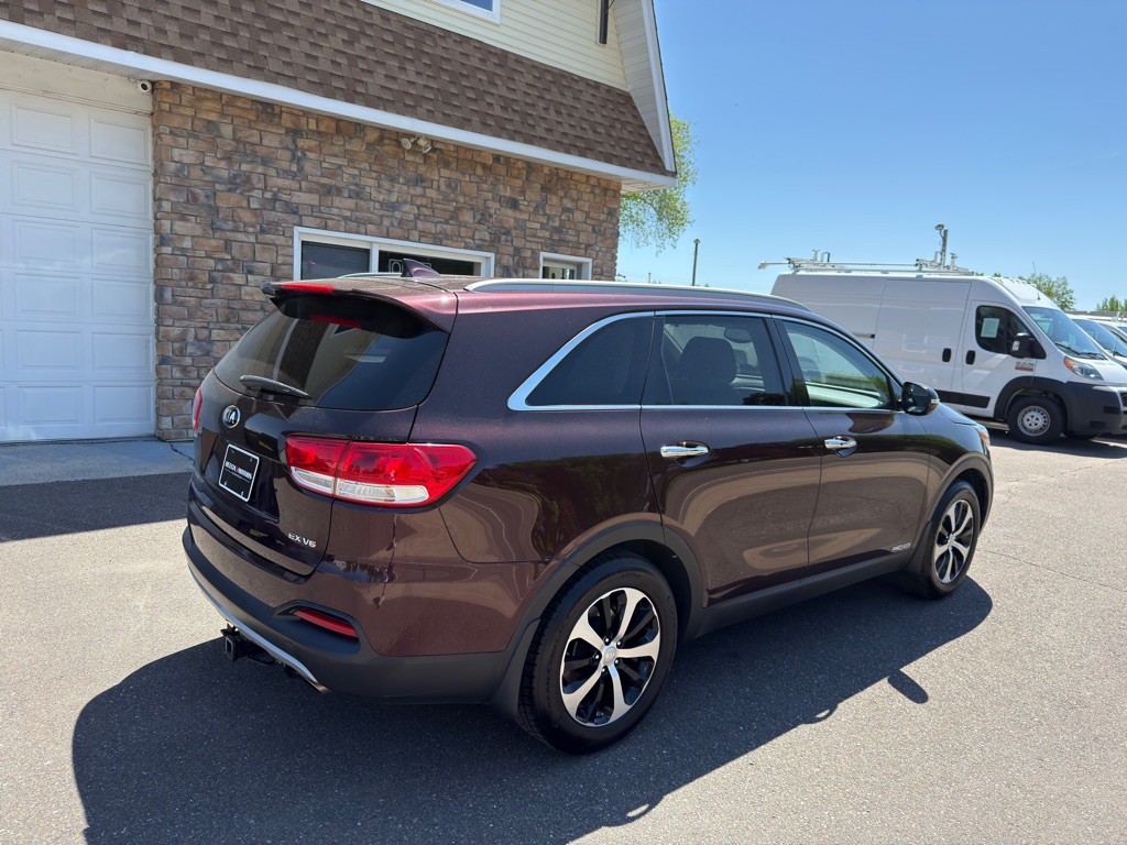 2016 Kia Sorento Image 3