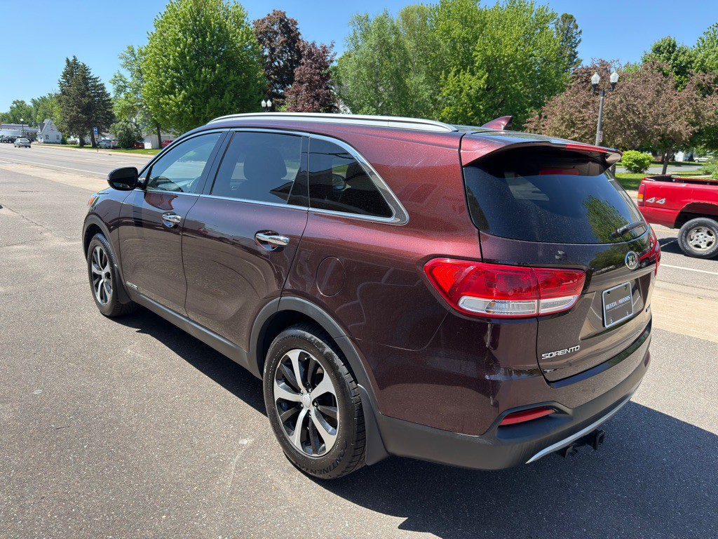 2016 Kia Sorento Image 5
