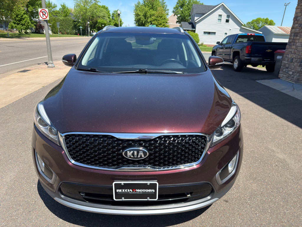 2016 Kia Sorento Image 8