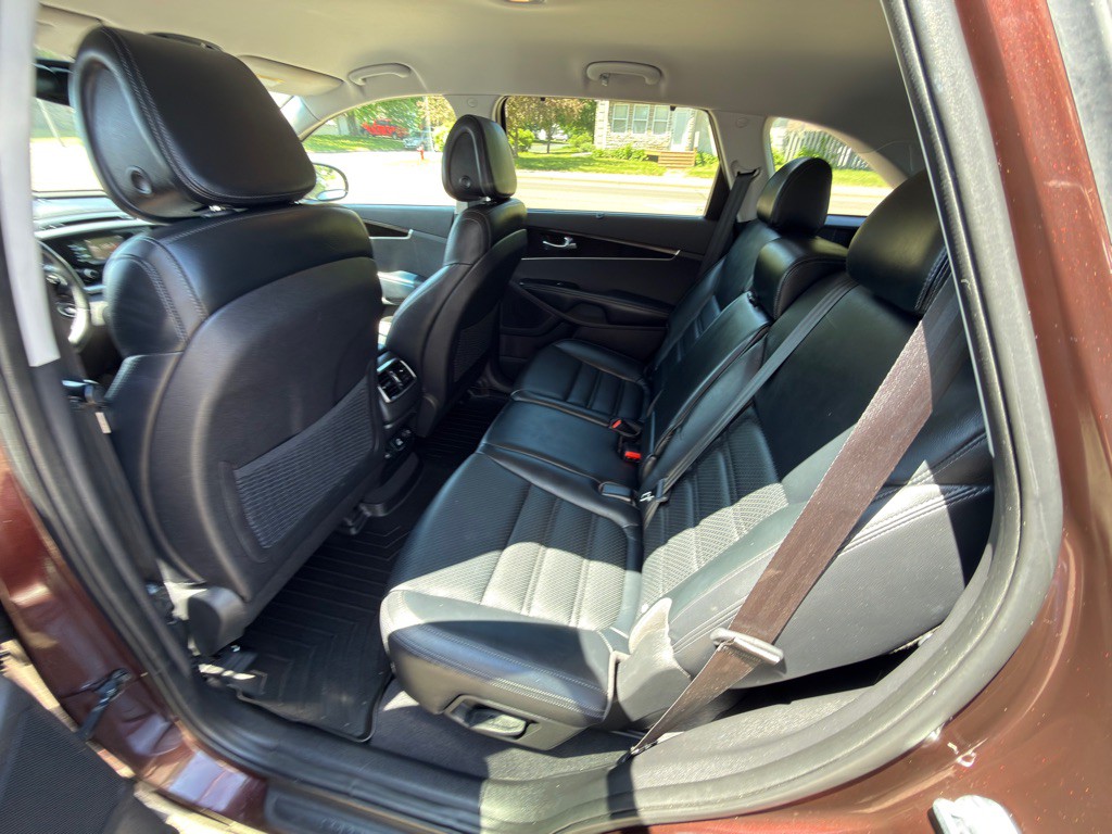 2016 Kia Sorento Image 17