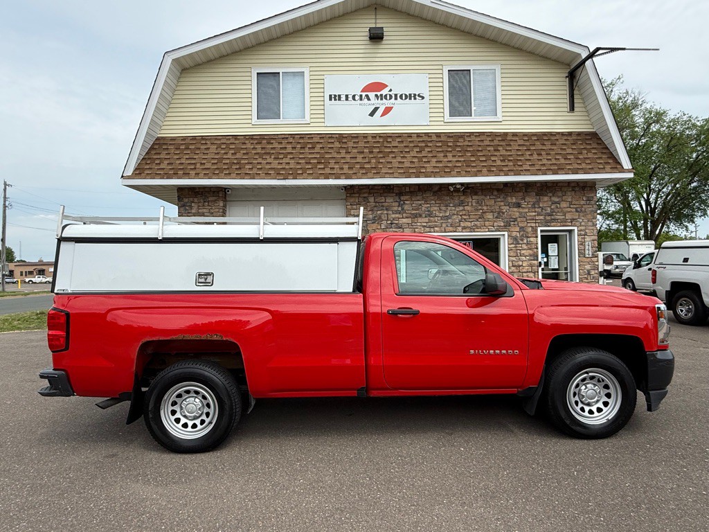 2017 Chevrolet Silverado 1500 Image 2