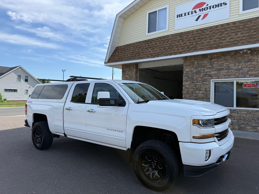 2018 Chevrolet Silverado 1500 Image 1