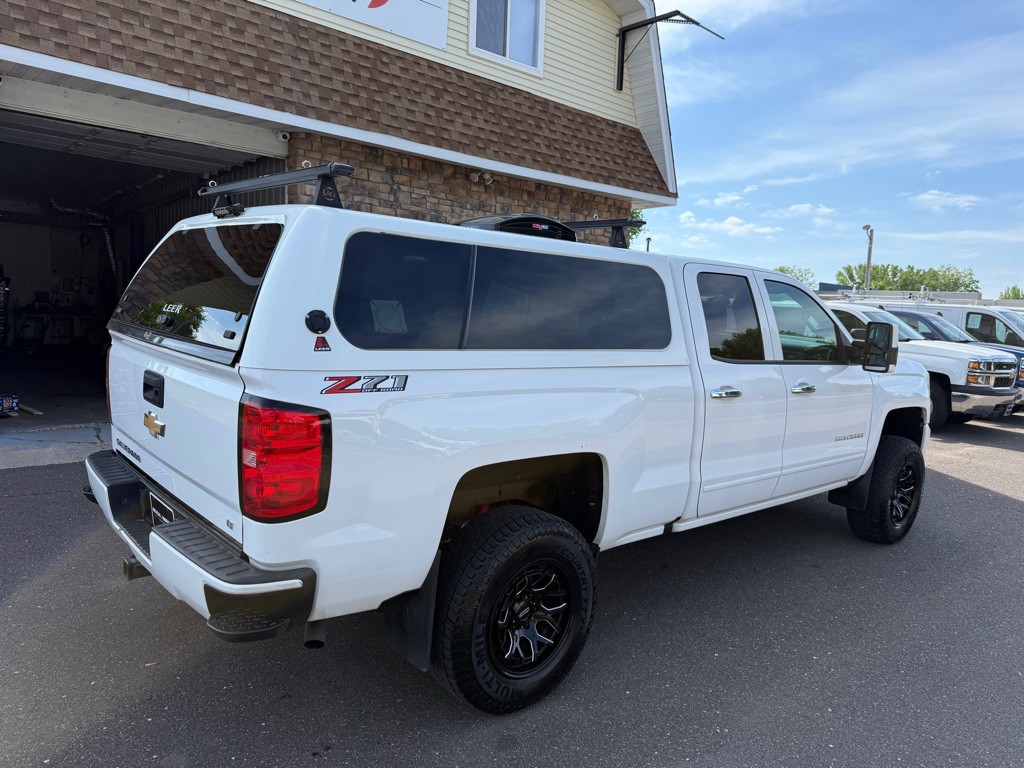 2018 Chevrolet Silverado 1500 Image 3
