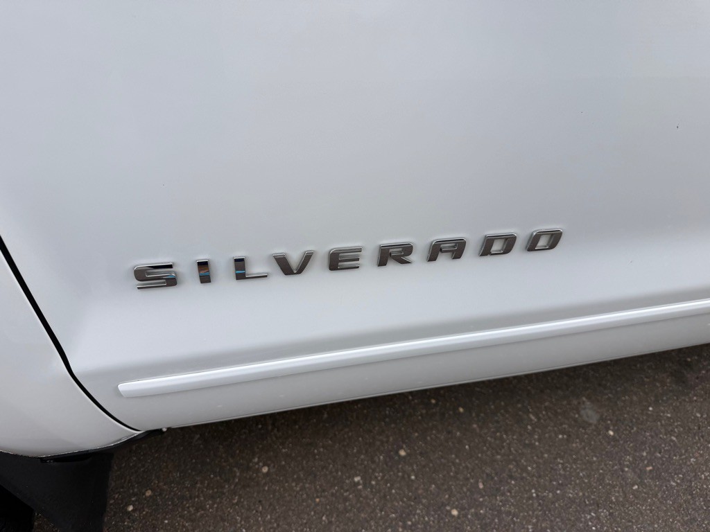 2018 Chevrolet Silverado 1500 Image 10