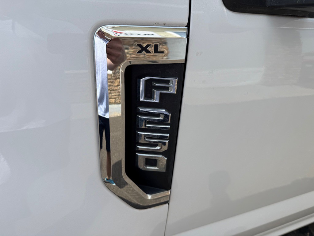 2020 Ford F-250 Image 9