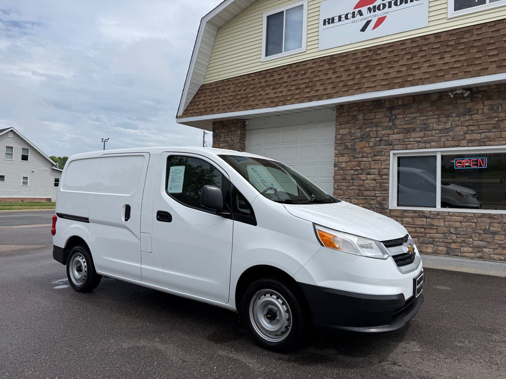 2015 Chevrolet Express Image 1